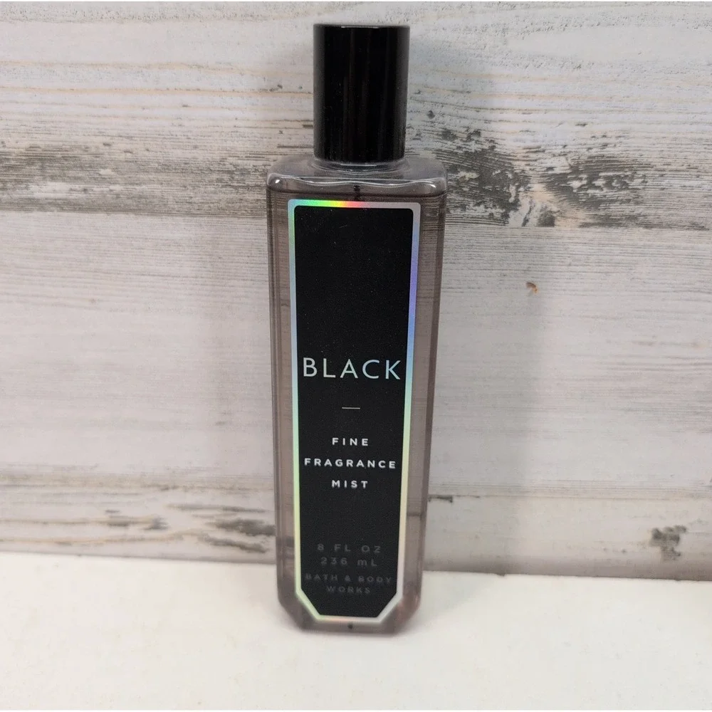 Bath and Body Works Cosmic BLACK Fine Fragrance Mist Spray 8 oz RARE Retired